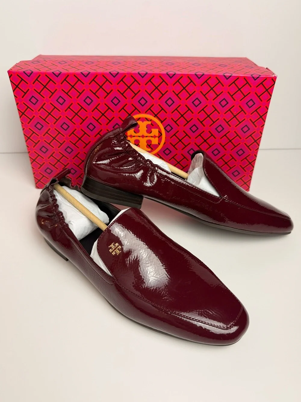 Tory Burch Kira 20mm Elastic Loafer Softy Naplak Patent Royal Burgundy Size 8.5